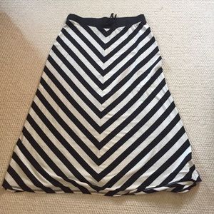 A-line knit maxi skirt